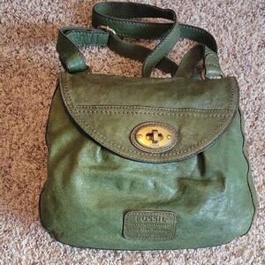 Fossil Green Crossbody Bag with Vintage Leather and Gold-Toned Closure